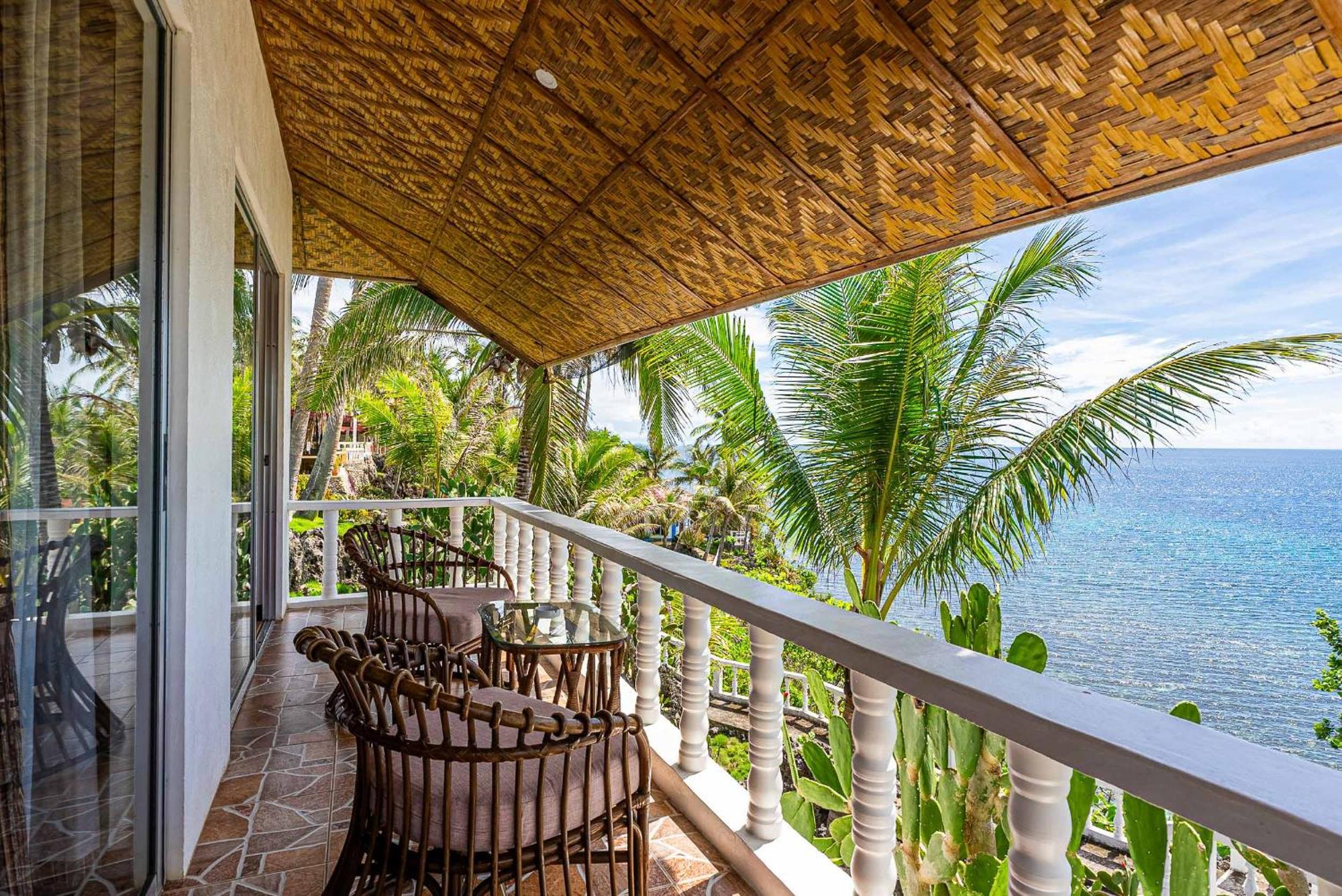 Blue Star Dive And Resort Anda  Exterior foto