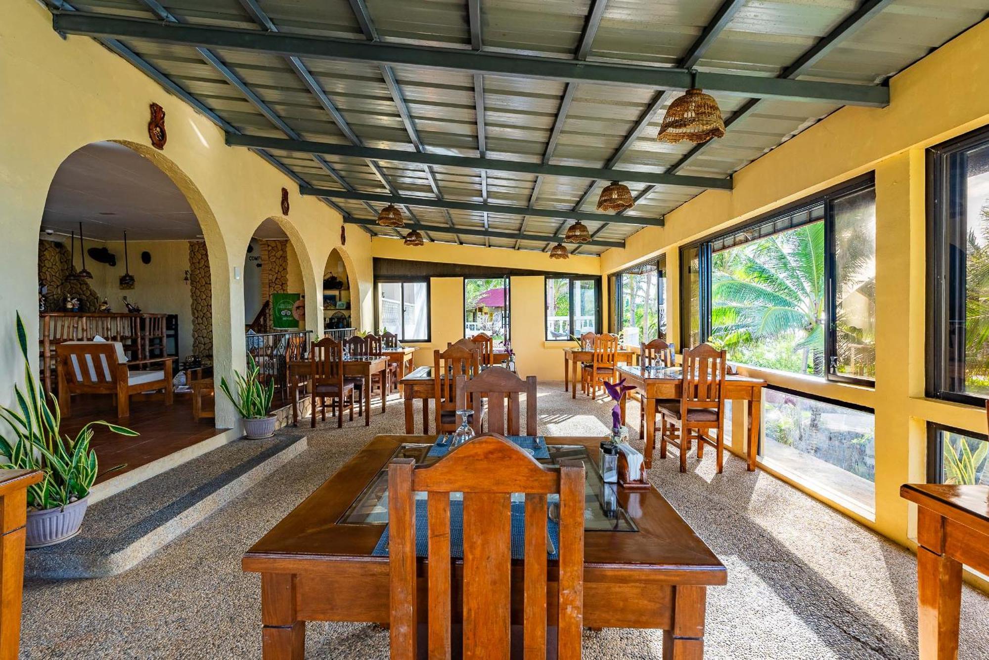 Blue Star Dive And Resort Anda  Exterior foto