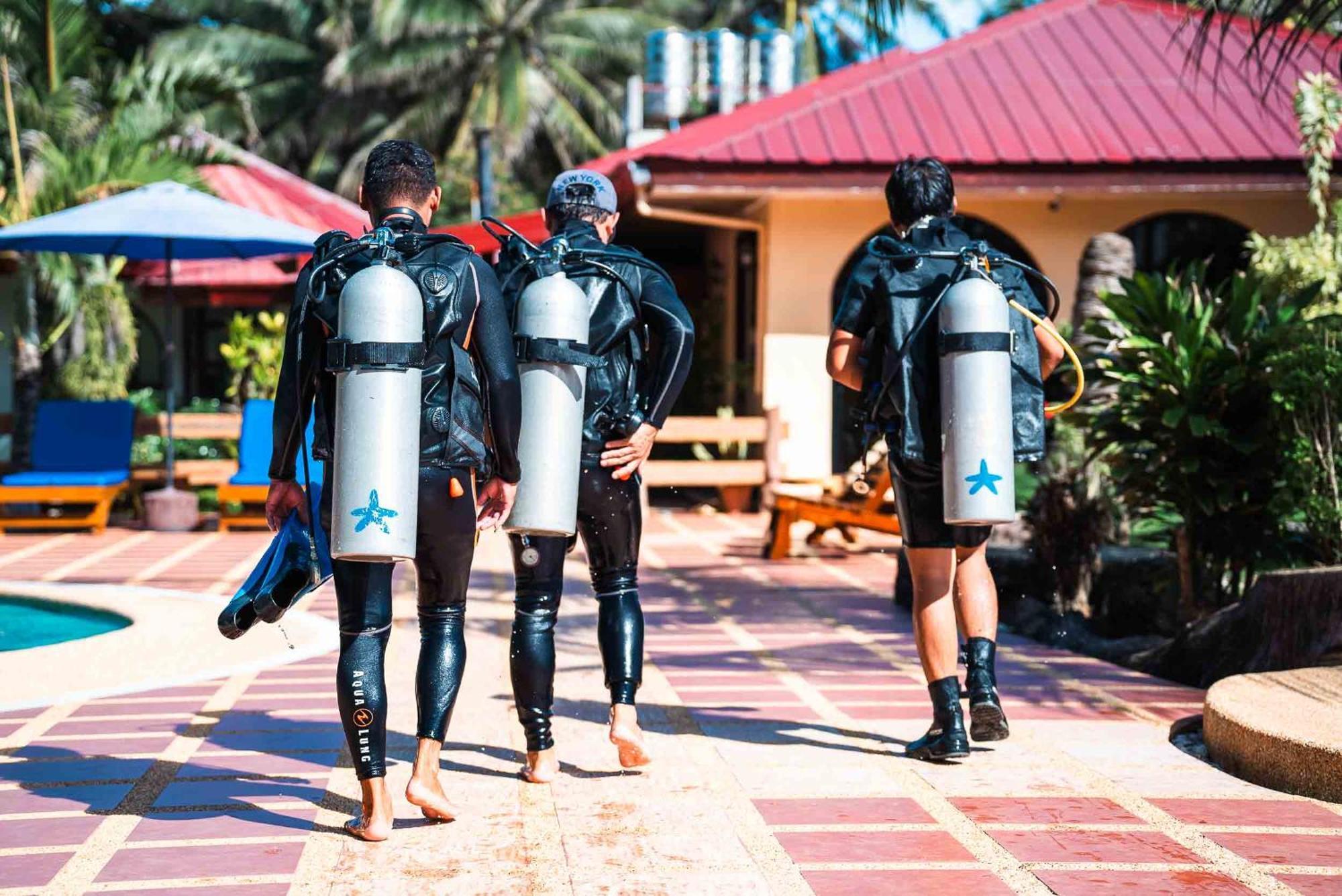 Blue Star Dive And Resort Anda  Exterior foto